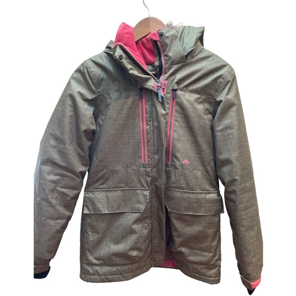 Black mountain girls size 14 winter jacket in EUC - Picture 2 of 6